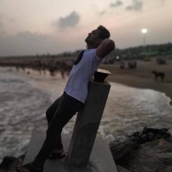 Meet your Posher, Kapil - Picture 1 of 1